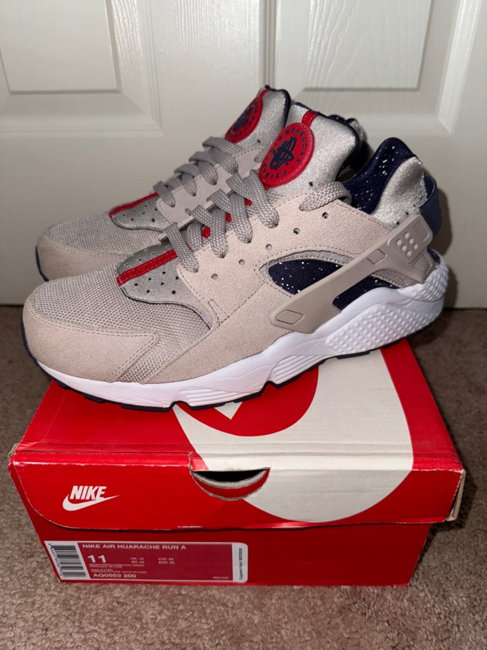 Nike Huarache Sneakers in Light Grey with Navy & Red Accents Women’s 11